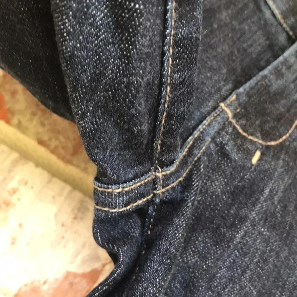 7 For All Mankind Dark Wash Dojo Crop Jeans - Picture 5 of 12